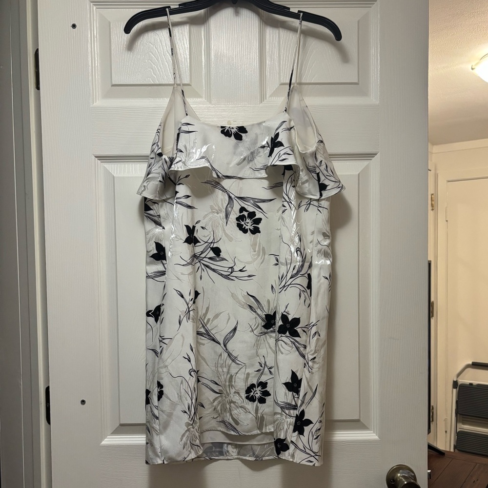 ALICE & OLIVIA Bess Slipdress in Black and White Floral Print - Picture 10 of 12